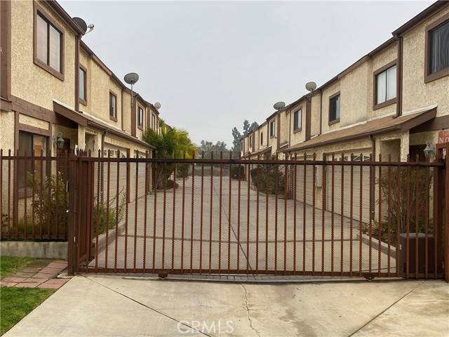 Inglewood, CA 90302,916 E 65th Street #3