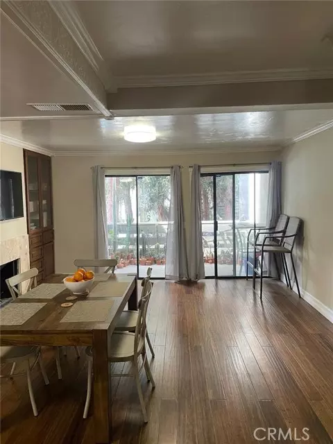 Costa Mesa, CA 92627,404 Brighton Springs