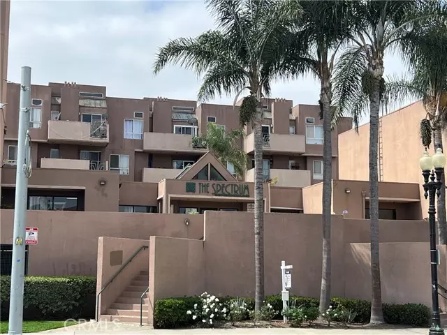 Santa Ana, CA 92701,450 E 4th Street #207
