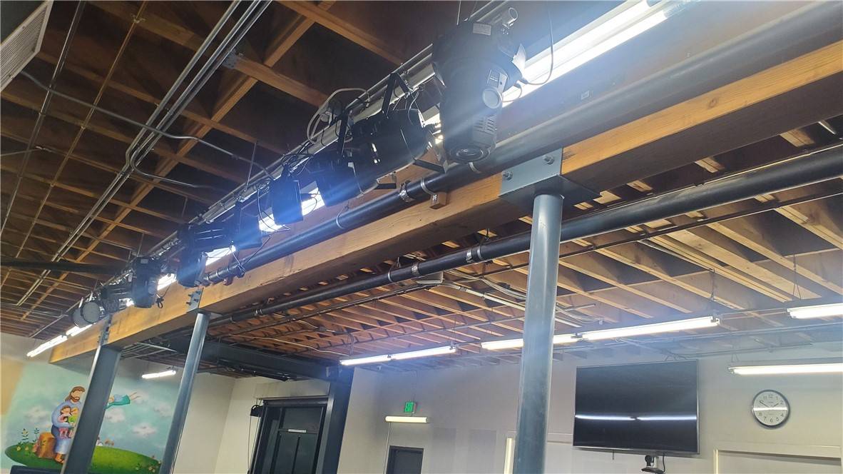 Los Angeles, CA 90006,2990 W pico Boulevard
