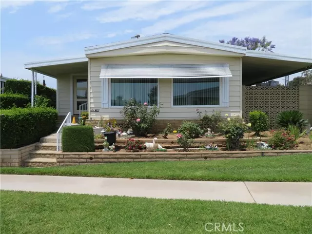 Yorba Linda, CA 92886,16958 Lake Ridge Way