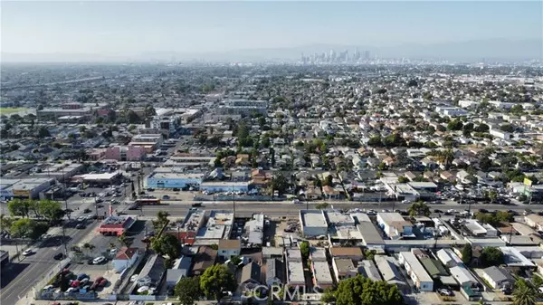 Los Angeles, CA 90003,124 E 74th Street