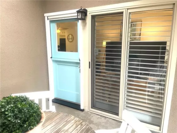 Seal Beach, CA 90740,1411 Pelham Road #6 64H