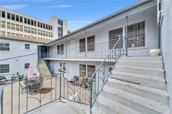 Long Beach, CA 90802,122 Elm Avenue #9