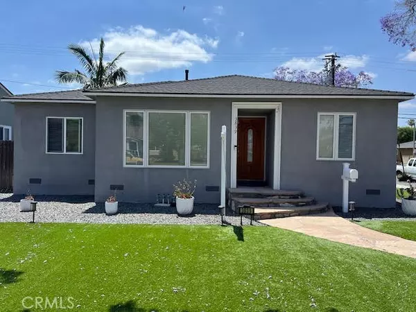 3839 Lees Avenue, Long Beach, CA 90808