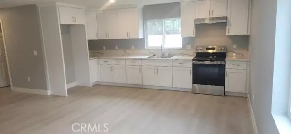 3117 S Center Street, Santa Ana, CA 92704
