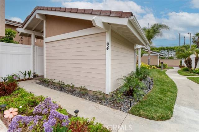 64 Seacrest Court, Long Beach, CA 90803