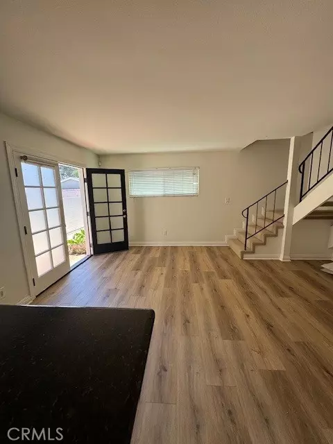 Huntington Beach, CA 92648,733 Lake Street #6