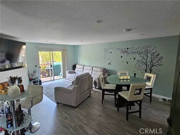 Laguna Hills, CA 92653,24377 Larchmont Court #32