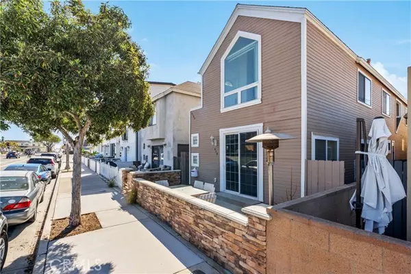 Newport Beach, CA 92663,219 32nd Street