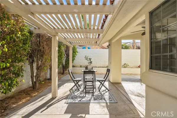 Palm Desert, CA 92211,43791 Calle Las Brisas