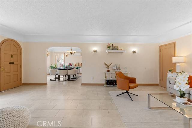 12391 Euclid Street, Garden Grove, CA 92840