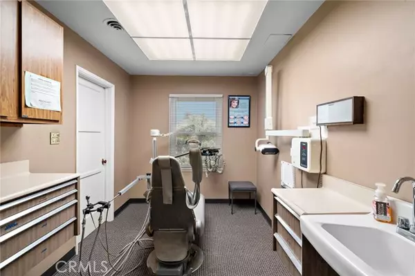 Brea, CA 92821,700 S Brea Boulevard