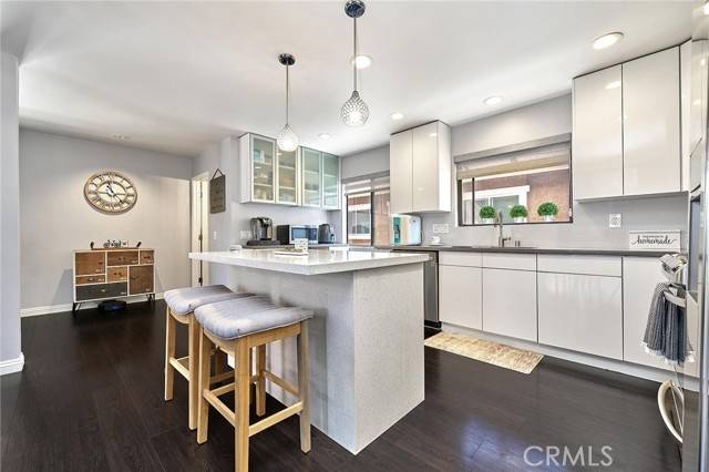 La Habra, CA 90631,957 W Imperial #30