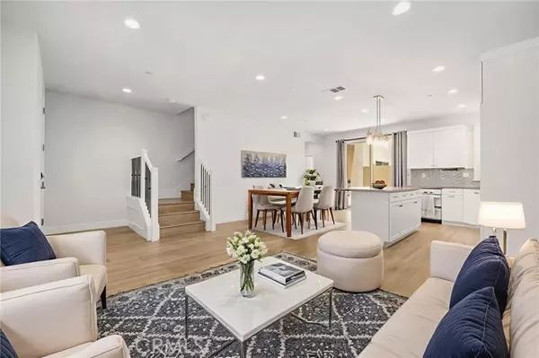 Paramount, CA 90723,6508 Alondra Boulevard