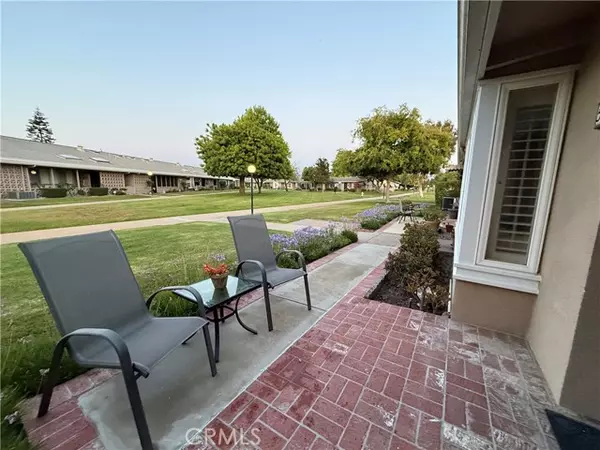 1240 Oakmont #52J, Seal Beach, CA 90740