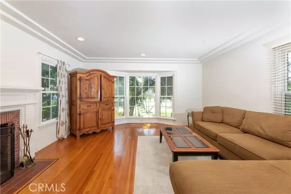 Long Beach, CA 90807,3766 Rose Avenue