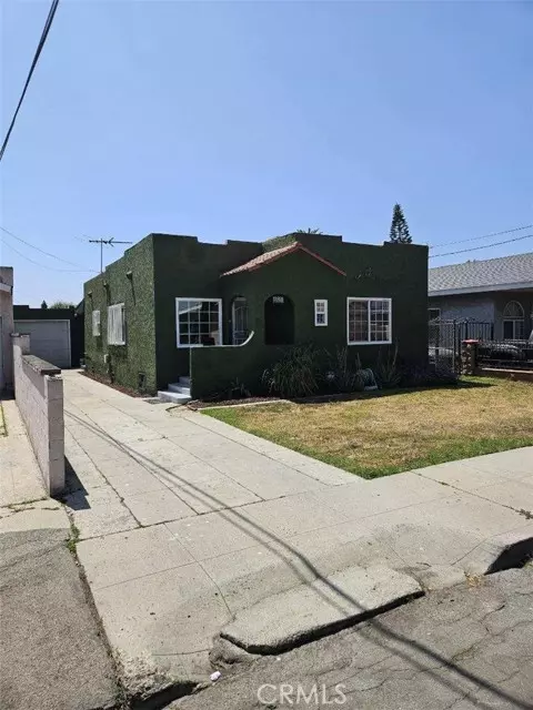 2263 Baltic Avenue, Long Beach, CA 90810