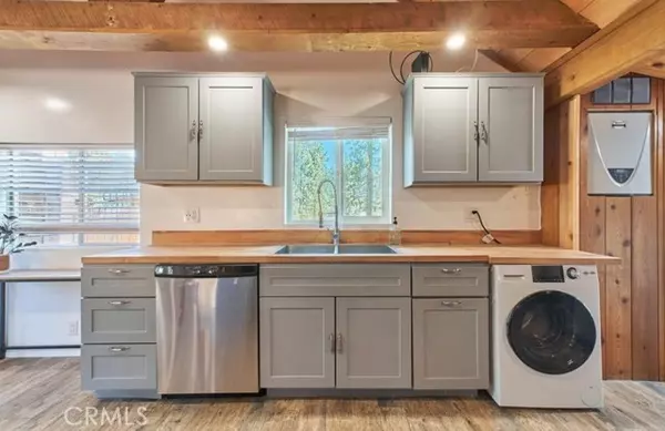 Big Bear Lake, CA 92315,380 Canvasback Drive