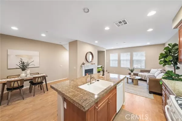 118 Vintage #18, Irvine, CA 92620