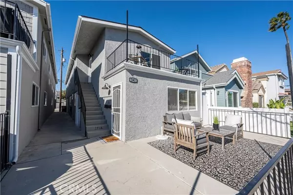 247 17th Street, Seal Beach, CA 90740