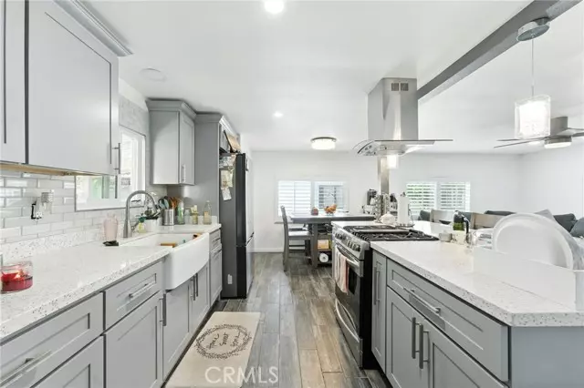 Hemet, CA 92543,1455 S State Street #241