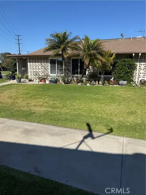 Seal Beach, CA 90740,1540 Northwood Rd. 11-270L