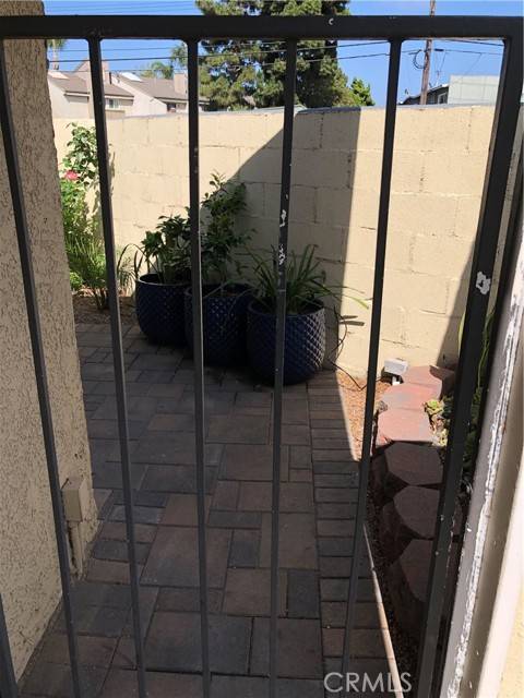 Westminster, CA 92683,14181 Goldenwest Street