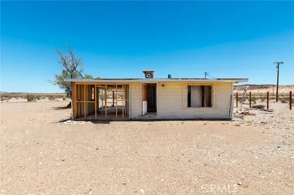 Twentynine Palms, CA 92277,77623 Valle Vista Road