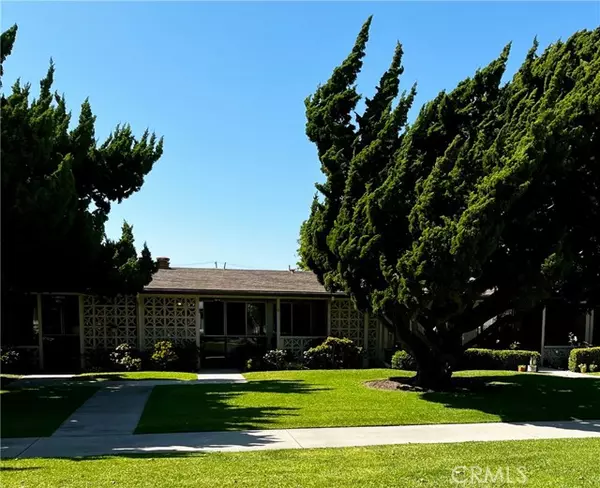 13141 Shawnee Lane #M11-267D, Seal Beach, CA 90740
