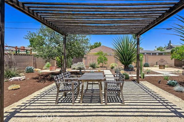 Orange, CA 92867,1319 E Monroe Avenue