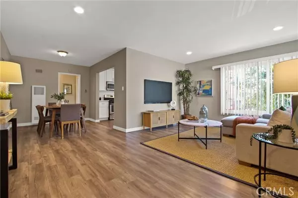 1327 E Appleton Street #1, Long Beach, CA 90802