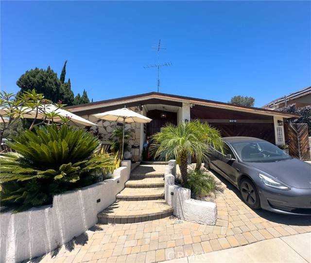 6510 Airoso Avenue, San Diego, CA 92120