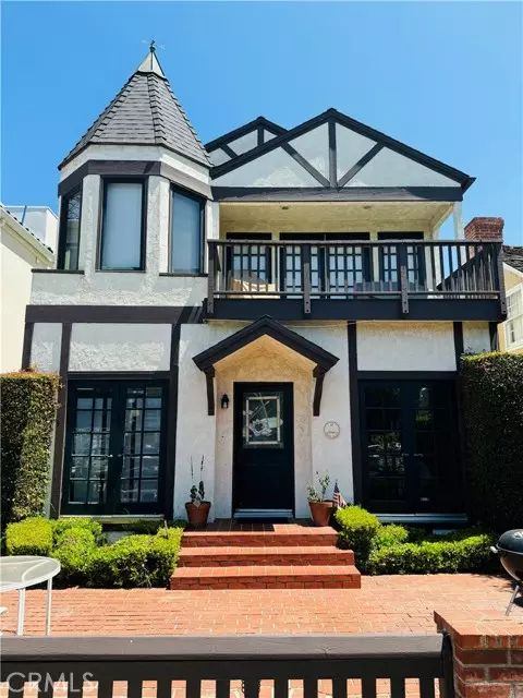 87 Rivo Alto Canal, Long Beach, CA 90803