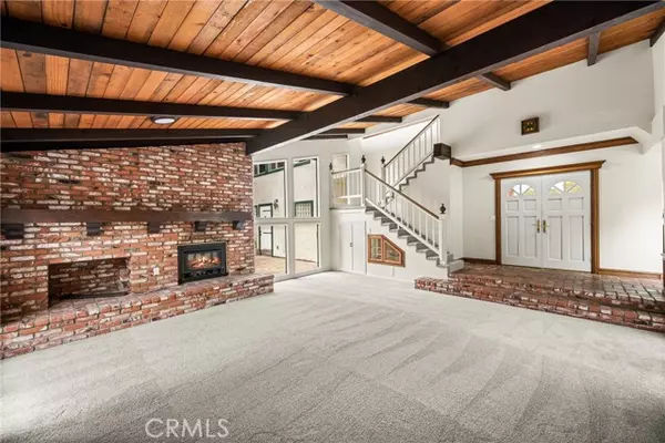 Long Beach, CA 90808,4722 Whitewood Avenue