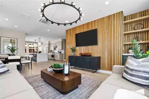 Huntington Beach, CA 92648,19011 Main Street #129