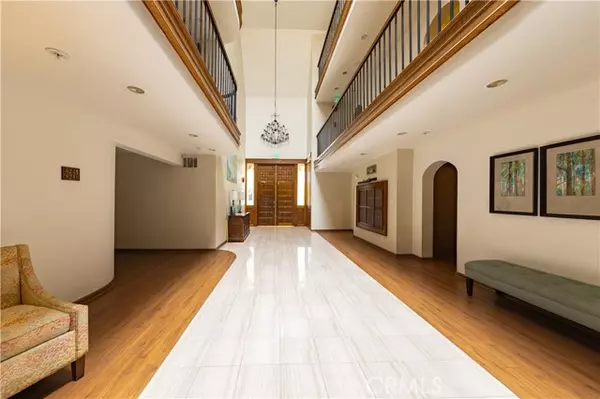 Long Beach, CA 90815,6242 Riviera Circle