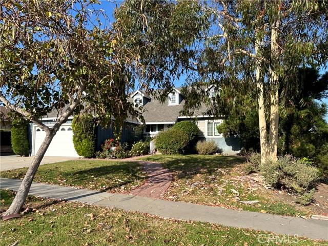 5268 Deeboyar Avenue, Lakewood, CA 90712
