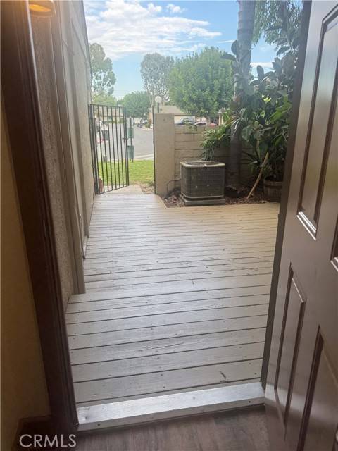 Santa Ana, CA 92705,2510 N Tustin Avenue Avenue #110