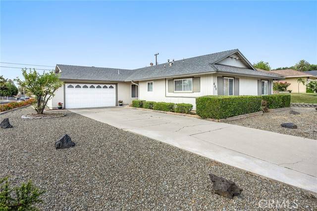 402 Jade Ave, Placentia, CA 92870