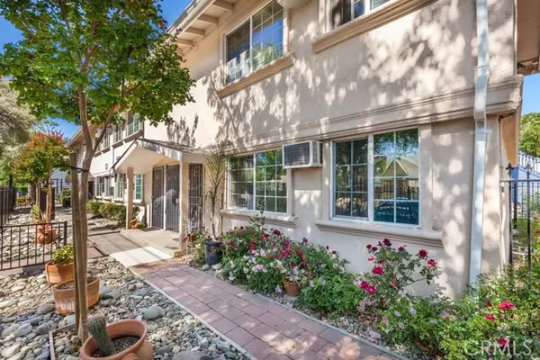 2700 32nd Street, Sacramento, CA 95817