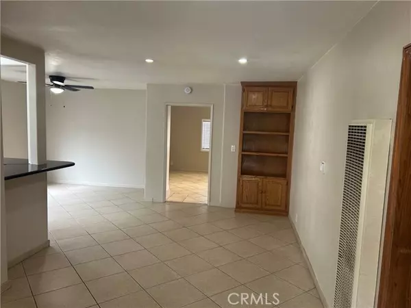 Downey, CA 90242,13137 Faust Avenue