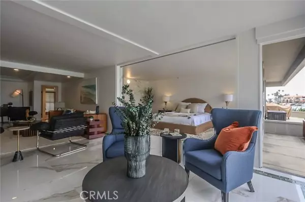Corona Del Mar (newport Beach), CA 92625,2525 Ocean Boulevard #C-1