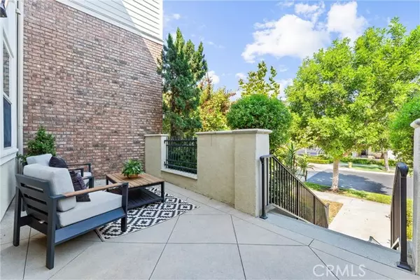 Irvine, CA 92606,60 Fringe Tree