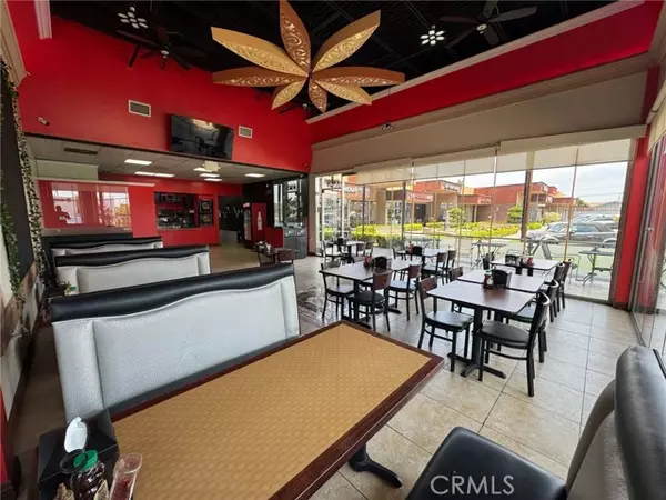 Anaheim, CA 92804,2955 W Ball Road