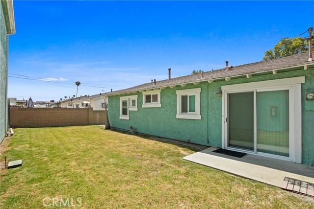 Los Alamitos, CA 90720,4331 Farquhar Avenue