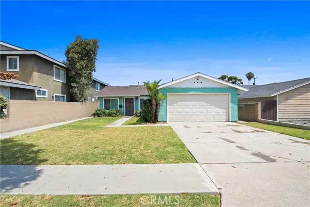 Los Alamitos, CA 90720,4331 Farquhar Avenue