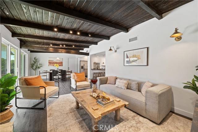 Porter Ranch (los Angeles), CA 91326,18352 Ludlow Street