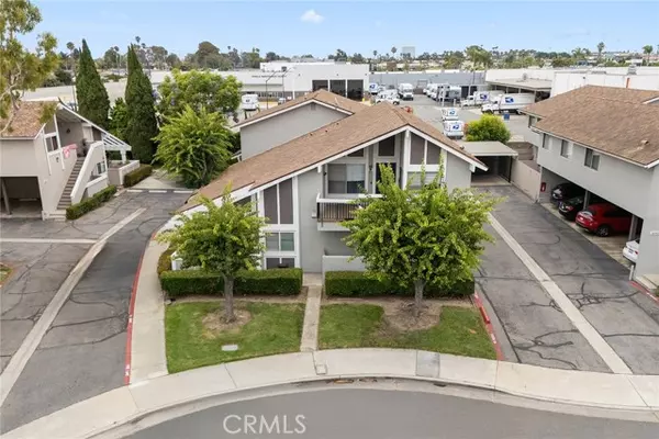 Huntington Beach, CA 92647,16892 Limelight Circle #B