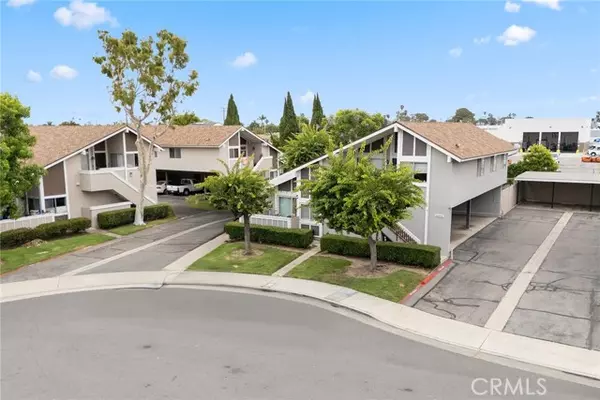 Huntington Beach, CA 92647,16892 Limelight Circle #B
